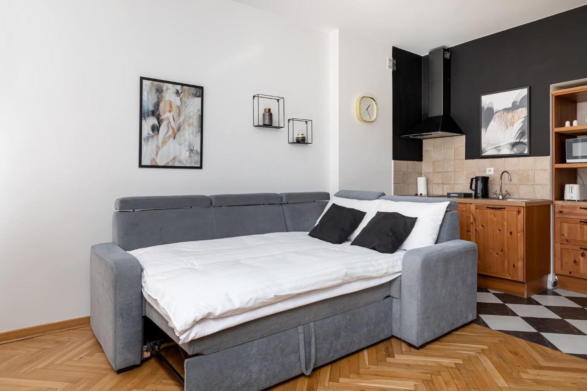 Fashioned Apartment Rycerska By Noclegi Renters Warszawa Eksteriør billede