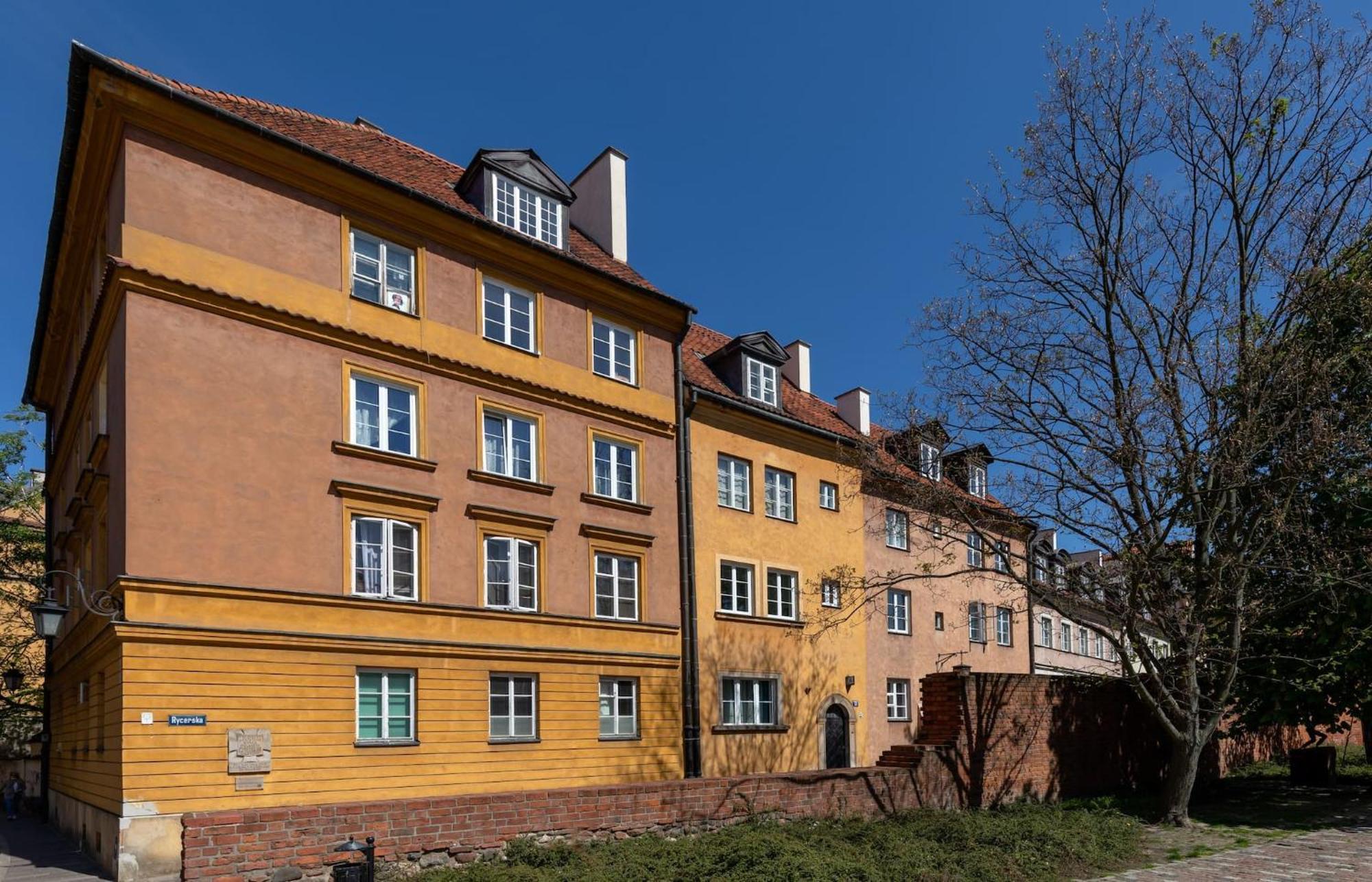 Fashioned Apartment Rycerska By Noclegi Renters Warszawa Eksteriør billede